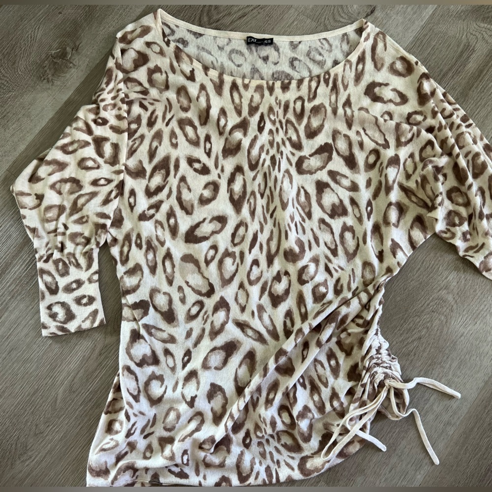 Express Beige and Brown Animal Print Light Weight 3/4 Sleeve Side Ruched Sweater